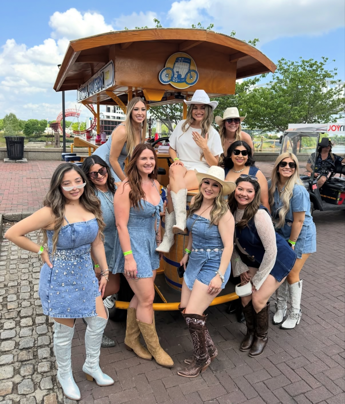 Nashville Pedal Tavern